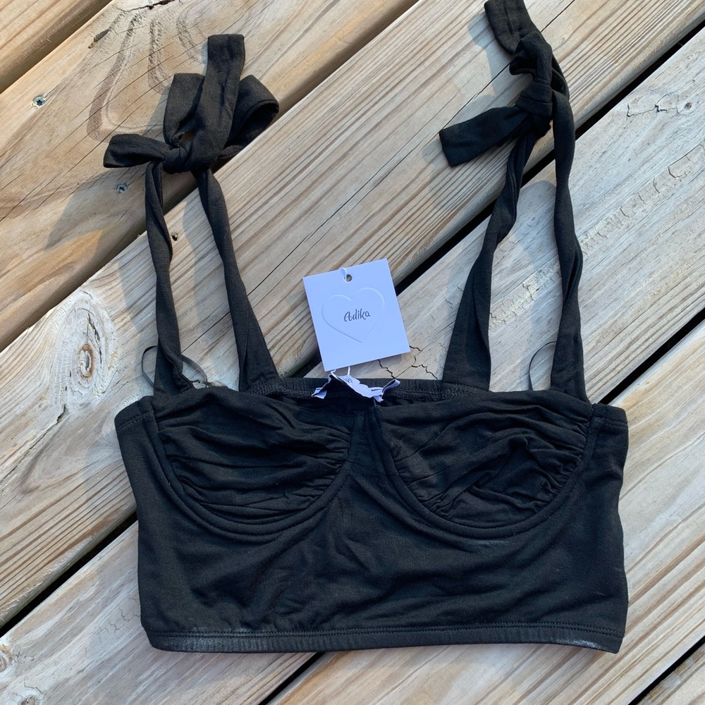 Adika crop tank